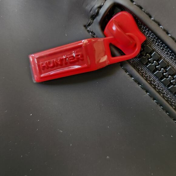 NWT Hunter Rubberized Black Backpack - Picture 4 of 4